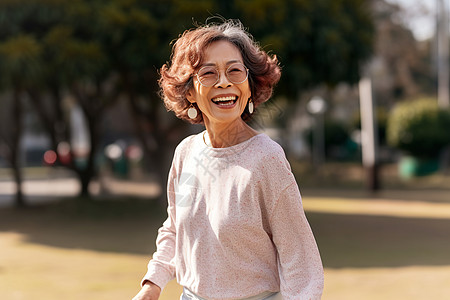 慈祥和睦的中年女性背景