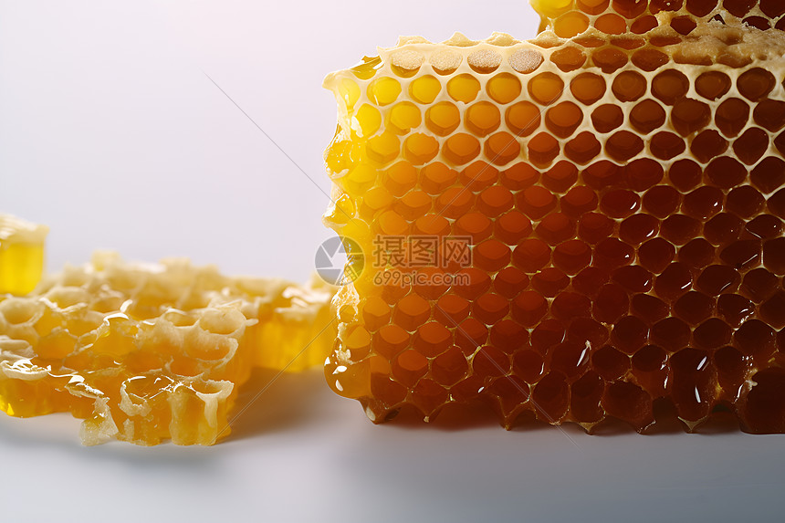 金黄的蜂巢蜜图片