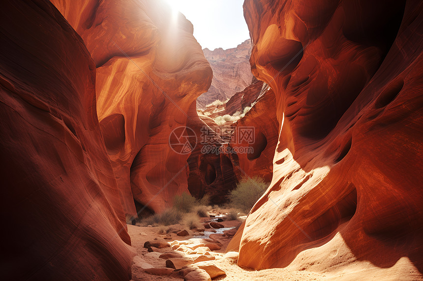 狭窄的红岩峡谷图片
