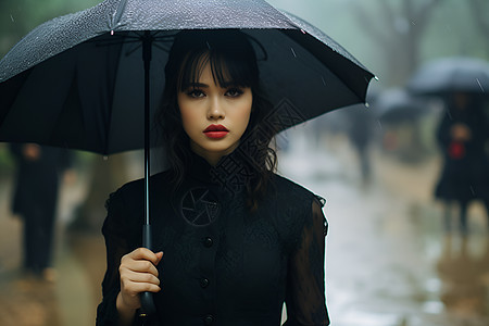 雨天打伞的女人图片