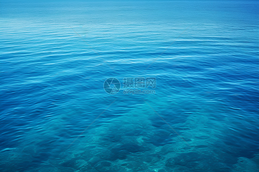 碧蓝的海水图片