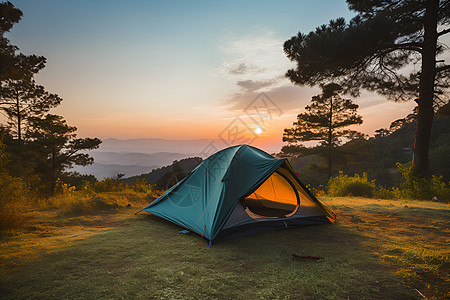 日落时的帐篷图片