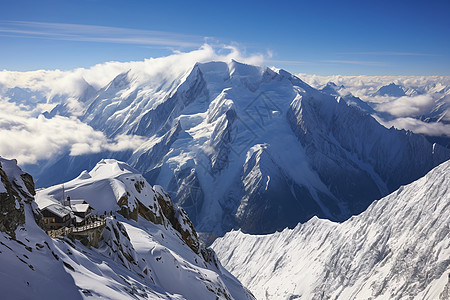 冬季的雪山图片