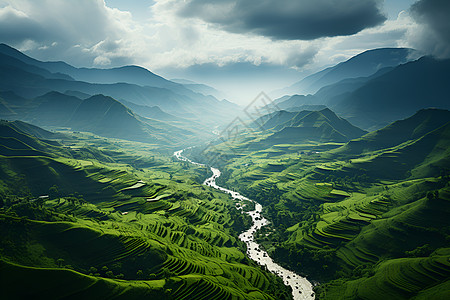 乌云下的山谷河流图片