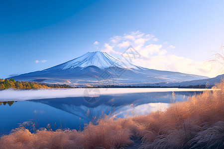 雪山下的河流图片