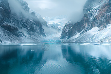 壮丽的冰山和湖泊图片