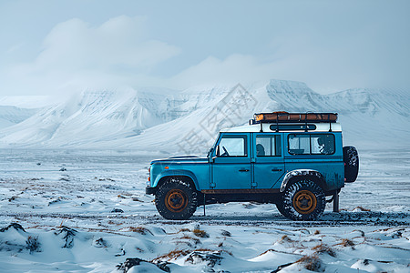 越野车图片雪地中的越野车背景