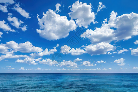 海洋上的蓝天白云图片