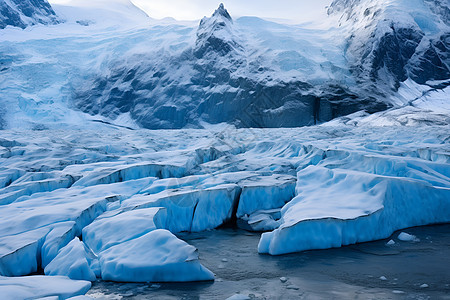 海面上沉积的冰川图片