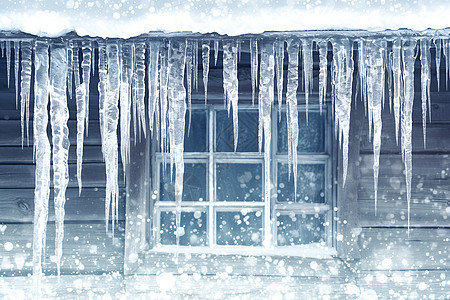 冰雪背景下的窗户图片