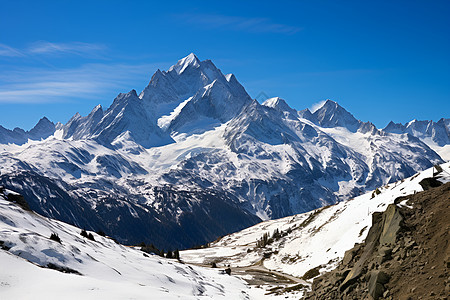 高大的雪山图片