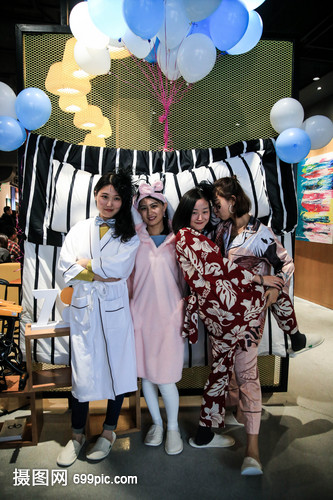 睡衣派对时尚街拍