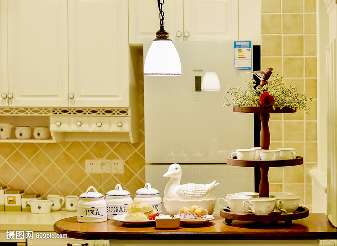 现代简约欧式风格家庭生活小摆件和小装饰以厨