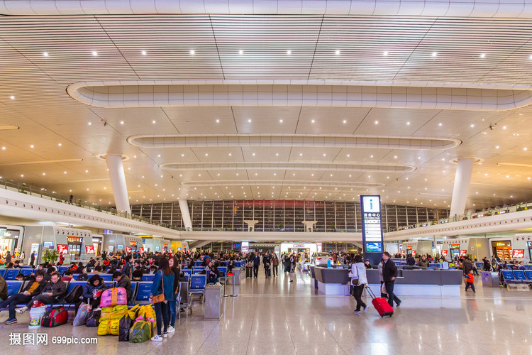 杭州动车站人流旅行出差