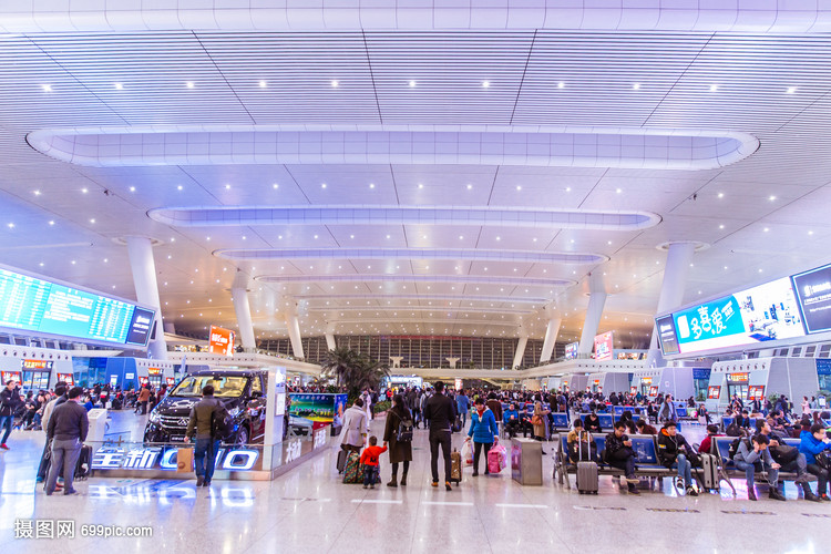 杭州动车站人流旅行出差