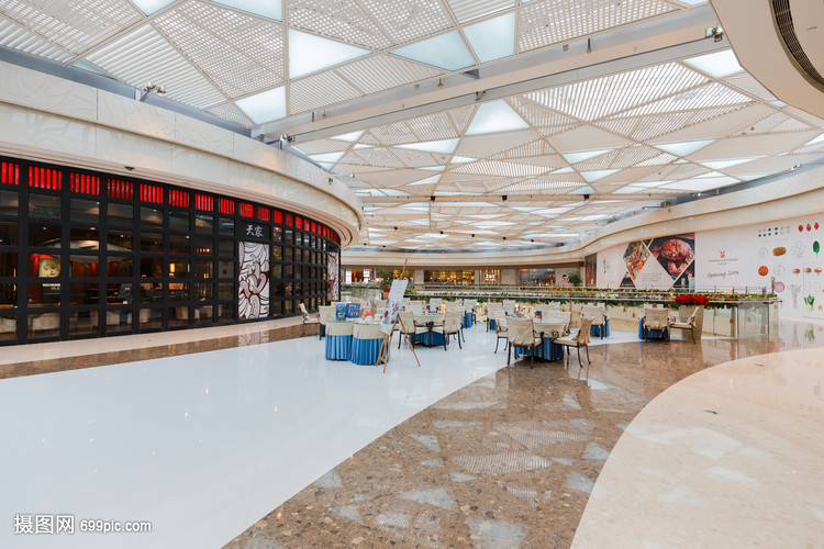 上海陆家嘴购物生活商场