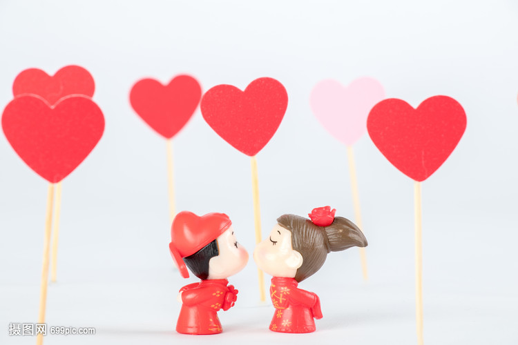 爱情卡通情侣白底底图