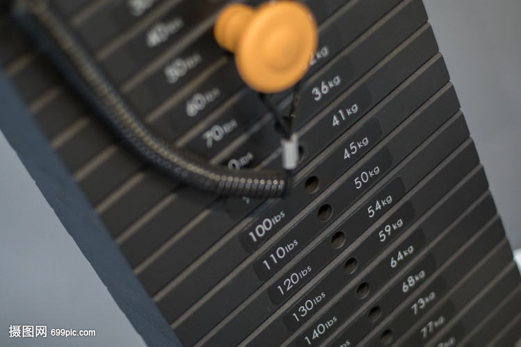 健身房运动器械场景