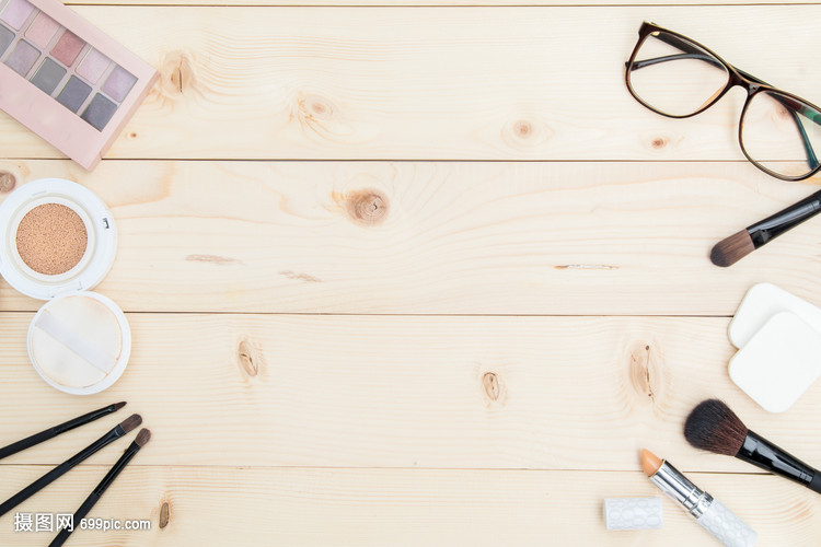 木纹背景化妆品道具平铺