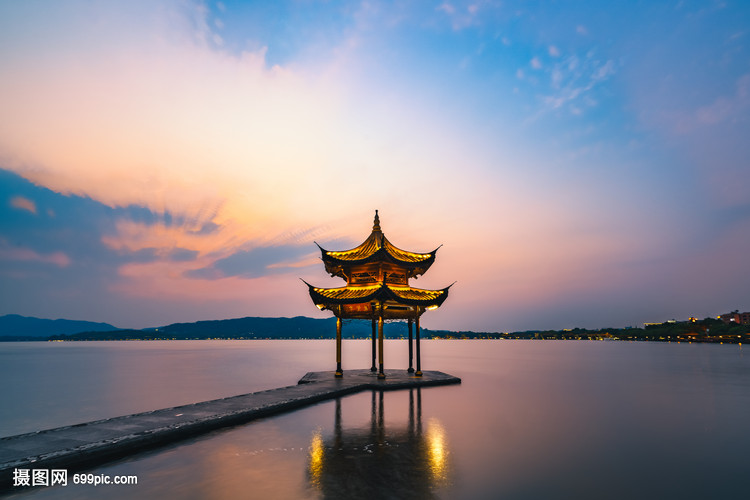 杭州西湖聚贤亭