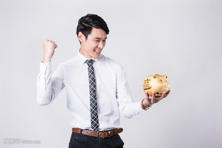 金猪存钱罐理财产品推销人员