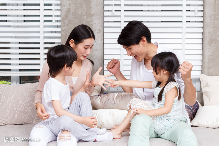 亲子家庭娱乐游戏