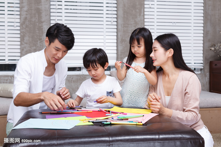 家庭亲子绘画大赛