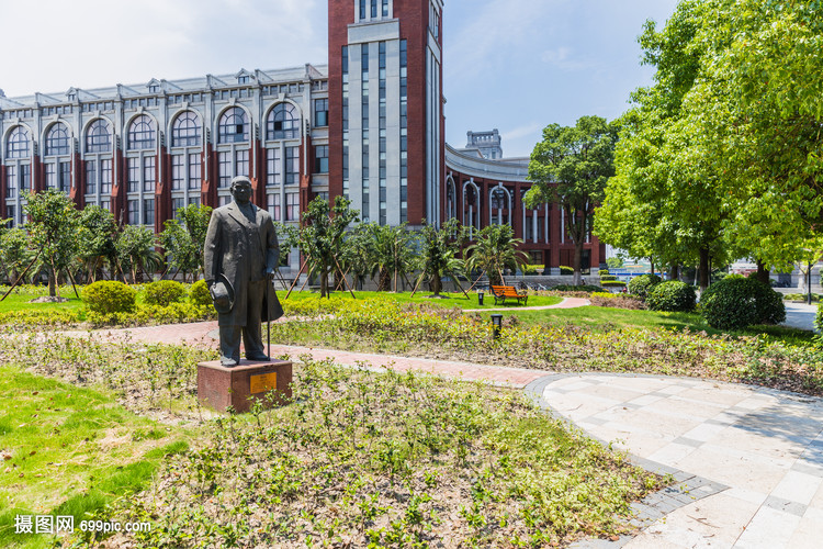 上海华东政法大学教学楼