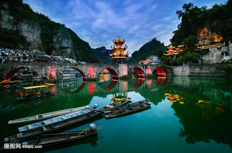 大美贵州水上人家侗族民族建筑高中桥山脉法库小河2015级图片