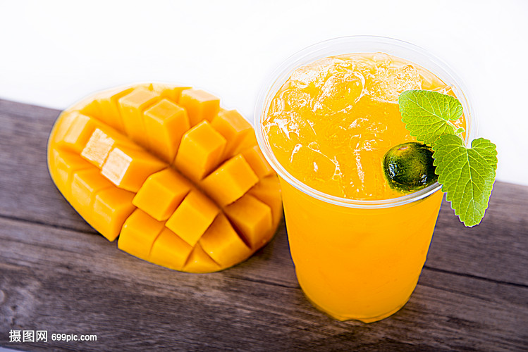 芒果汁饮品