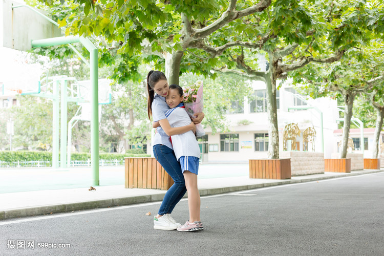 教师节送花送礼物给老师