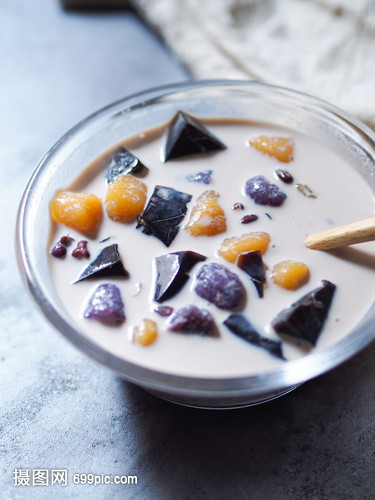 甜品芋圆仙草 大暑