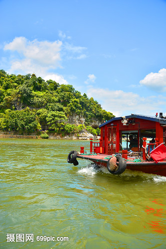 桂林山水漓江阳朔象鼻山旅游