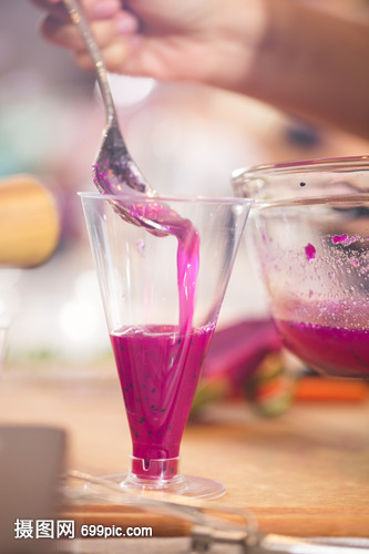 火龙果汁制作工艺