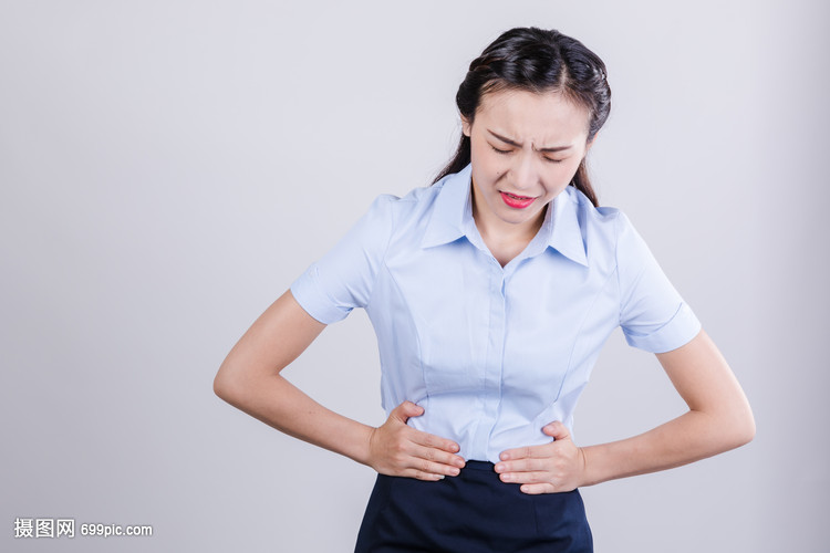 商务女士痛苦难受情绪表现