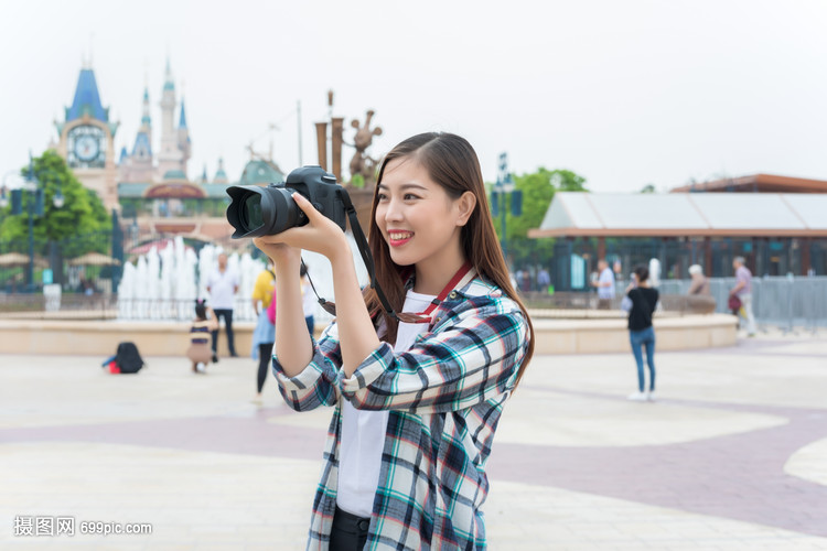 城市旅行女孩相机