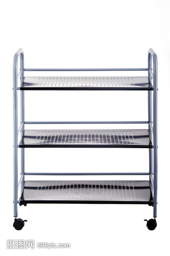 2025 高安全家用 SUV：笼式车身 + 下沉储物舱出游适配实测