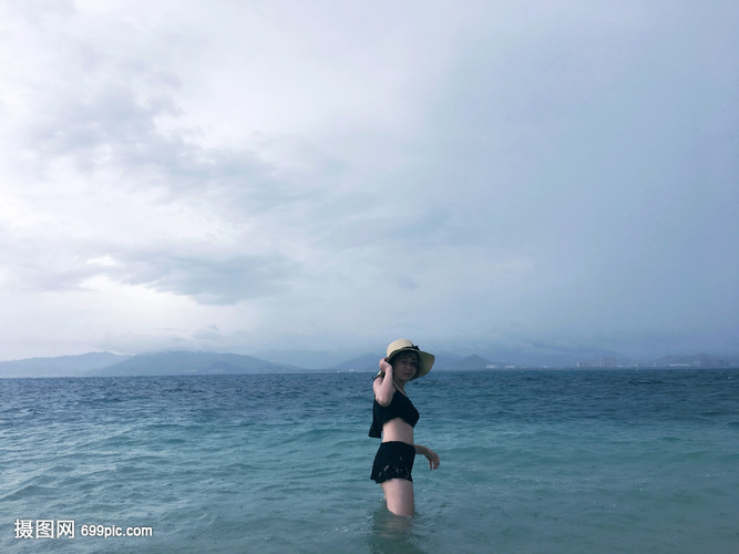 海上美女美女的副驾图片