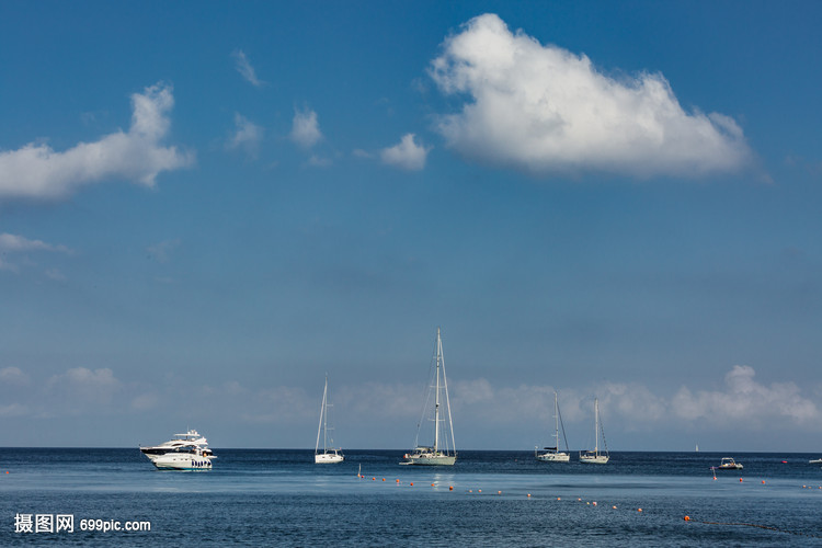 意大利海岸线海岛旅游