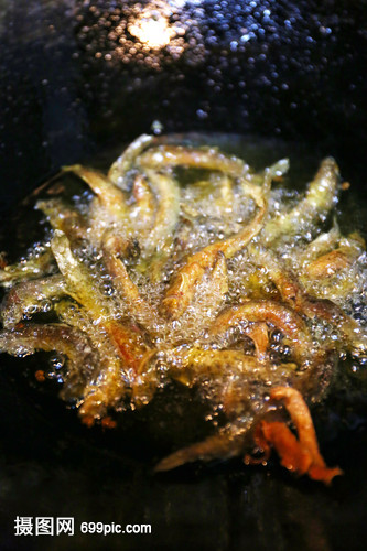 油炸小泥鳅