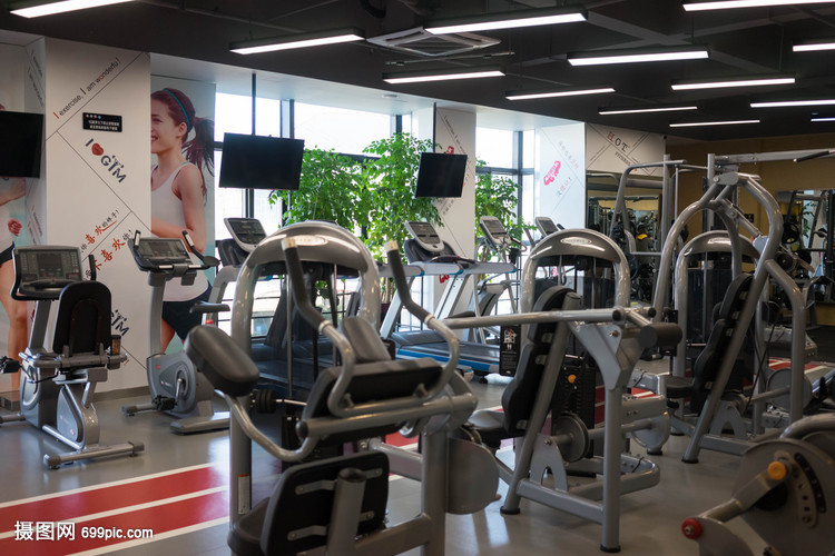 健身房健身器械