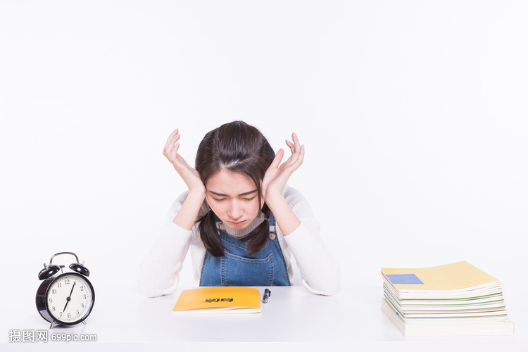 苦恼中的青春大学生