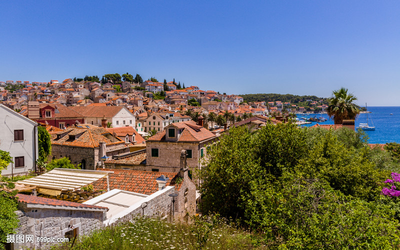 克罗地亚著名旅游胜地赫瓦尔岛