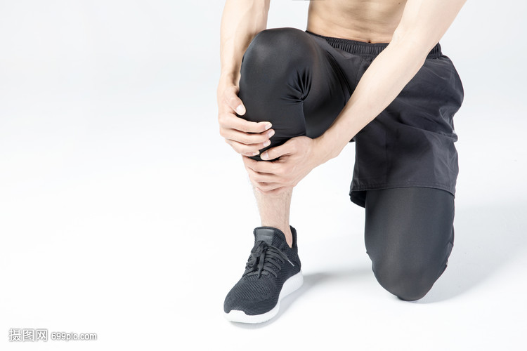 运动男性腿疼