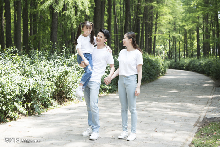 家庭亲子户外游玩