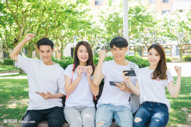 大学生校园生活玩游戏电子竞技