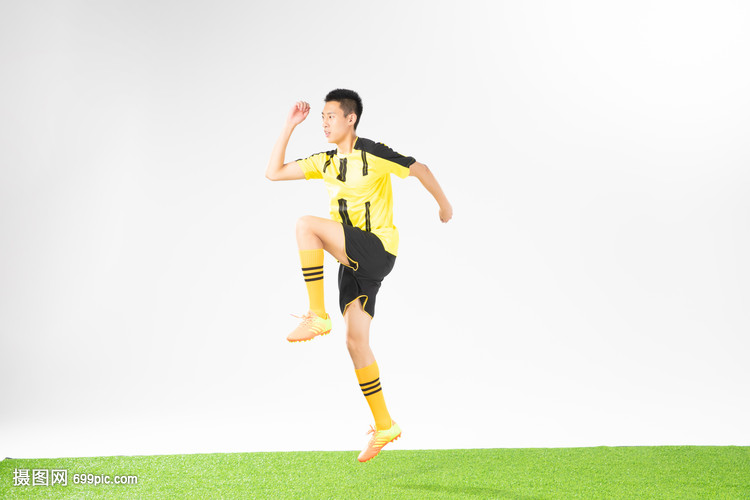 足球运动员热身动作