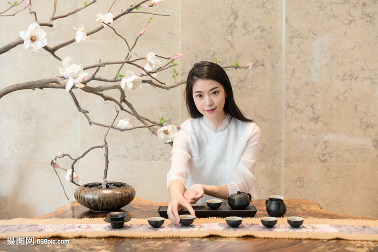 主理人PG电子网址说青禾：在青溪老街邂逅陶艺与茶艺的慢时光