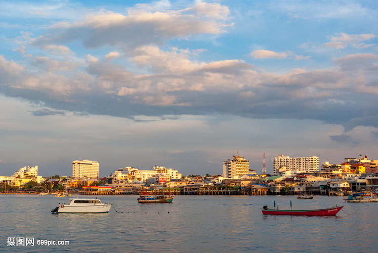 泰国芭提雅港口风景