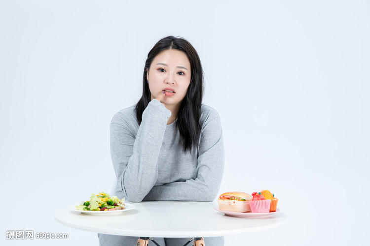胖女生v女生帮备皮女生图片